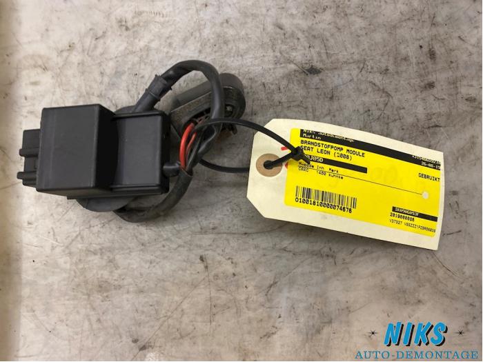 Usagé Module pompe carburant Seat Leon (1P1) 1.4 TSI 16V Prix sur demande proposé par Niks autodemontage