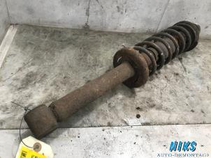 Used Rear shock absorber rod, right Volkswagen Polo III (6N1) 1.4i 60 Price on request offered by Niks autodemontage