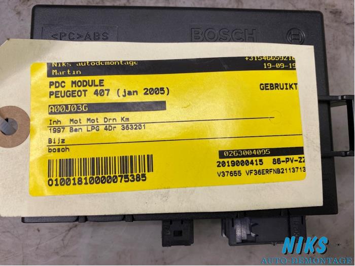 PDC Module from a Peugeot 407 SW (6E) 2.0 16V 2005