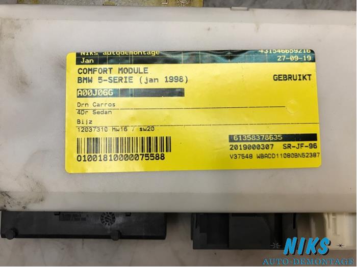 Komfort-Modul van een BMW 5 serie (E39) 520i 24V 1998