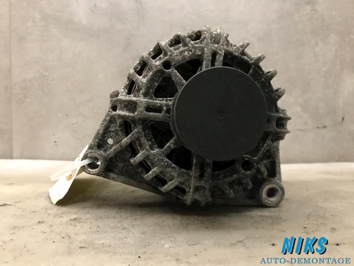 Begagnade Dynamo Mitsubishi Colt (Z2/Z3) 1.5 DI-D 12V HP Pris på förfrågan erbjuds av Niks autodemontage