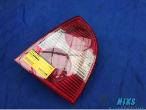 Used Taillight, right Volkswagen Passat (3B3) 1.9 TDI 100 Price on request offered by Niks autodemontage