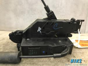Used Door lock mechanism 2-door, right Peugeot 207 CC (WB) 1.6 16V Price on request offered by Niks autodemontage