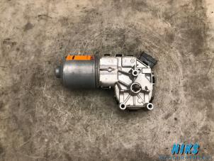 Used Front wiper motor Peugeot 207 CC (WB) 1.6 16V Price on request offered by Niks autodemontage