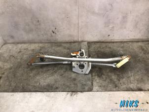 Used Wiper mechanism Volkswagen Golf IV (1J1) 1.6 FSI 16V Price on request offered by Niks autodemontage