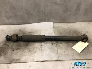 Used Rear shock absorber, left Renault Clio II (BB/CB) 1.4 16V Price on request offered by Niks autodemontage