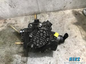 Used Mechanical fuel pump Nissan Qashqai (J10) 2.0 dCi 4x4 Price on request offered by Niks autodemontage