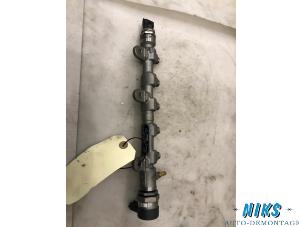 Used Fuel injector nozzle Nissan Qashqai (J10) 2.0 dCi 4x4 Price on request offered by Niks autodemontage