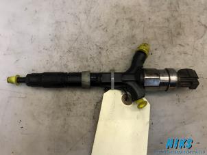 Used Injector (diesel) Toyota Corolla Verso (E12) 2.0 D-4D 16V 90 Price on request offered by Niks autodemontage