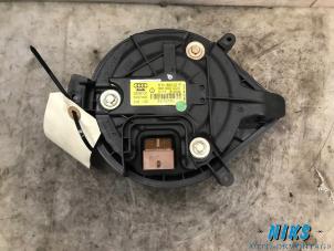 Used Heating and ventilation fan motor Audi A4 (B6) 2.0 20V Price on request offered by Niks autodemontage