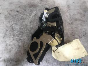 Used Rear door mechanism 4-door, right Hyundai Matrix Price on request offered by Niks autodemontage