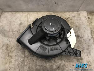 Used Heating and ventilation fan motor Volkswagen Polo IV (9N1/2/3) 1.2 12V Price on request offered by Niks autodemontage