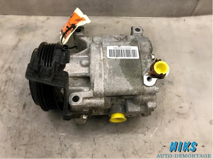 Air conditioning pump from a Ford Ka II 1.2 2014
