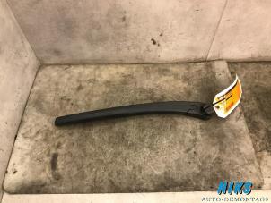 Used Rear wiper arm Seat Leon (1P1) 2.0 TDI 16V Price on request offered by Niks autodemontage