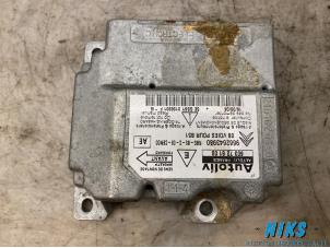 Used Airbag Module Citroen C4 Berline (LC) 1.6 HDi 16V 110 Price on request offered by Niks autodemontage