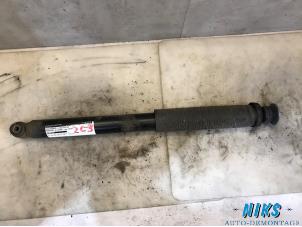 Used Rear shock absorber, left Mercedes B (W245,242) 1.7 B-180 16V Price on request offered by Niks autodemontage