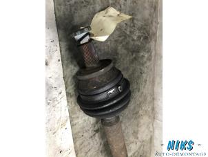 Used Front drive shaft, right Volkswagen Polo IV (9N1/2/3) 1.9 TDI 100 Price on request offered by Niks autodemontage