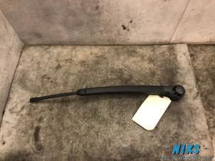 Used Rear wiper arm Volkswagen Golf V Variant (1K5) 1.9 TDI Price on request offered by Niks autodemontage