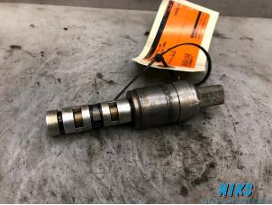 Used Camshaft adjuster Renault Clio III (BR/CR) 1.6 16V Price on request offered by Niks autodemontage