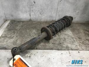 Used Rear shock absorber rod, left Volkswagen Polo III (6N1) 1.4i 60 Price on request offered by Niks autodemontage