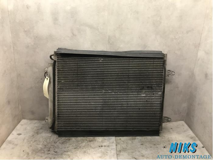 Usagé Radiateur clim Volkswagen Passat Variant (3C5) 1.6 FSI 16V Prix sur demande proposé par Niks autodemontage