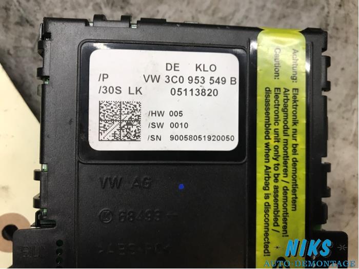 Module (miscellaneous) from a Volkswagen Passat Variant (3C5) 1.6 FSI 16V 2007