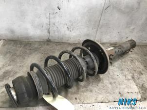 Used Front shock absorber rod, right Audi A3 (8L1) 1.6 Price on request offered by Niks autodemontage