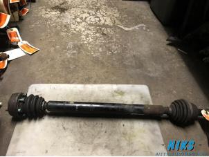 Used Front drive shaft, right Audi A3 (8L1) 1.6 Price on request offered by Niks autodemontage