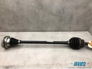 Used Front drive shaft, right Skoda Fabia III (NJ3) 1.4 TDI 16V 75 Price on request offered by Niks autodemontage