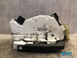 Used Front door lock mechanism 4-door, right Seat Ibiza IV (6J5) 1.4 16V Price on request offered by Niks autodemontage