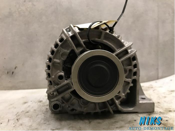 Usagé Dynamo Volvo V40 (VW) 1.6 16V Prix sur demande proposé par Niks autodemontage