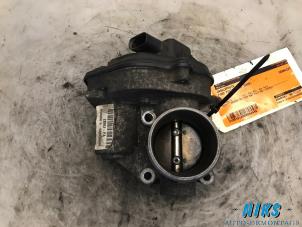 Used Throttle body Ford Focus 2 Wagon 1.6 16V Price on request offered by Niks autodemontage