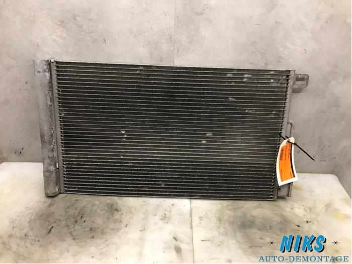 Usagé Radiateur clim Fiat Qubo 1.3 D 16V Multijet Prix sur demande proposé par Niks autodemontage