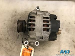 Dynamo van een Renault Scénic I (JA) 2.0 16V IDE 2002