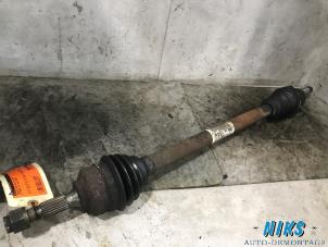 Used Front drive shaft, right Citroen C3 (FC/FL/FT) 1.4 Price on request offered by Niks autodemontage