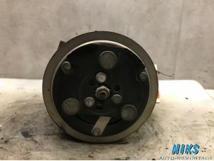 Used Air conditioning pump Opel Corsa C (F08/68) 1.2 16V Price on request offered by Niks autodemontage