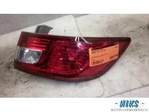 Used Taillight, right Renault Clio IV (5R) 1.5 Energy dCi 90 FAP Price on request offered by Niks autodemontage
