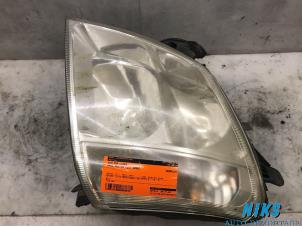 Used Headlight, left Opel Meriva 1.7 CDTI 16V Price on request offered by Niks autodemontage
