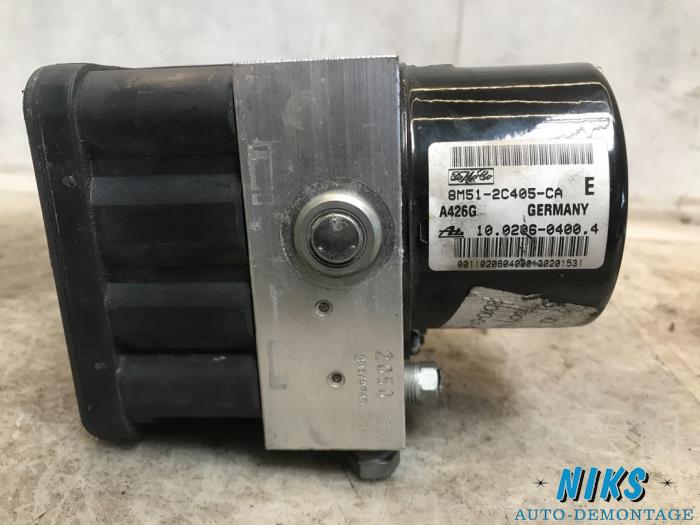 ABS pump from a Ford Focus 2 1.6 16V 2010