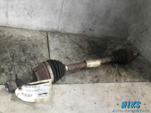 Used Front drive shaft, left Peugeot 1007 (KM) 1.4 Price on request offered by Niks autodemontage