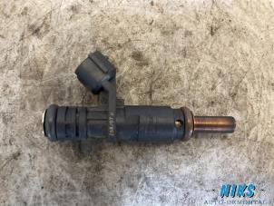 Used Injector (petrol injection) Peugeot 207/207+ (WA/WC/WM) 1.6 16V VTi Price on request offered by Niks autodemontage