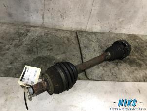 Used Front drive shaft, left Skoda Fabia (6Y5) 1.4 TDI 70 Price on request offered by Niks autodemontage