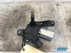 Used Rear wiper motor Opel Corsa C (F08/68) 1.2 16V Twin Port Price on request offered by Niks autodemontage