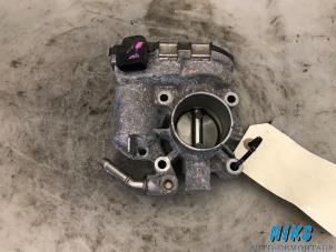 Used Throttle body Toyota Yaris III (P13) 1.0 12V VVT-i Price on request offered by Niks autodemontage
