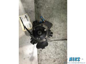 Used Mechanical fuel pump Opel Corsa D 1.3 CDTi 16V ecoFLEX Price on request offered by Niks autodemontage