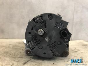 Dynamo d'un Audi A4 Avant (B8) 2.0 TDI 143 16V 2012