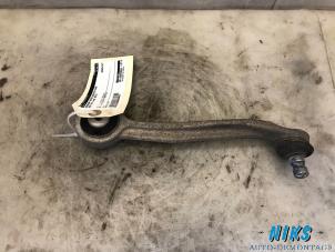 Used Front upper wishbone, right Audi A4 Avant (B8) 2.0 TDI 143 16V Price on request offered by Niks autodemontage