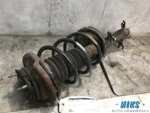Used Front shock absorber rod, right Ford Focus 2 Wagon 1.8 TDCi 16V Price on request offered by Niks autodemontage