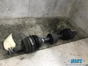 Used Front drive shaft, left Volvo S60 I (RS/HV) 2.4 20V 140 Price on request offered by Niks autodemontage
