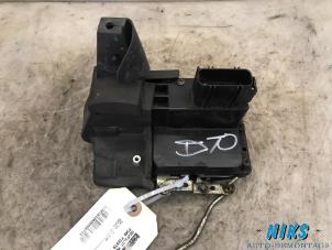 Used Rear door mechanism 4-door, right Ford Fiesta 5 (JD/JH) Price on request offered by Niks autodemontage